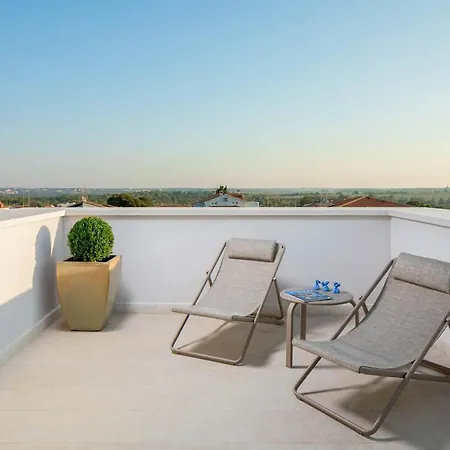 Villa Vabriga Sleeps 8 With Pool Air Con And Wifi